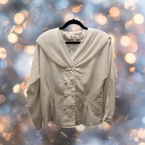 Eva Laurel Vintage White Pleated Collar Blouse